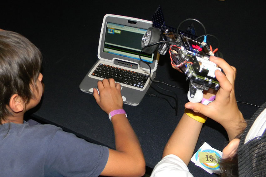 Tecnología Playbots en San Luis Digital 11